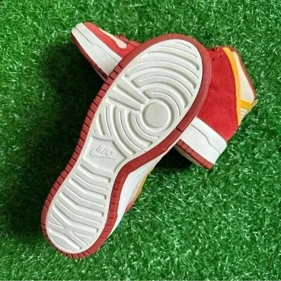 Nike Dunk High Up - Picture 5 of 6